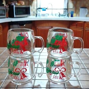 McDonald's Offical 4 Piece  Set  Acrylic Coffie‎ &Tea Mugs Vintage